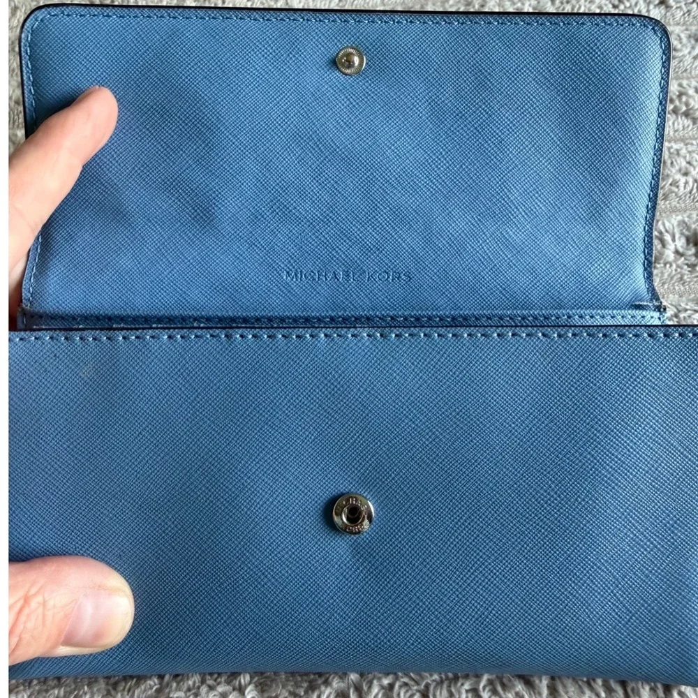 Michael Kors Blue Saffiano Leather Trifold Wallet‎ Silver Hardware